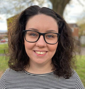 Dr Bethany Huntington